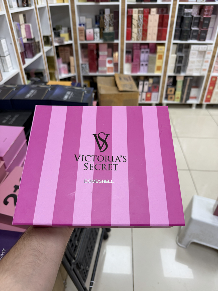 Victoria’s  Secret Boombshell Parfüm Seti 