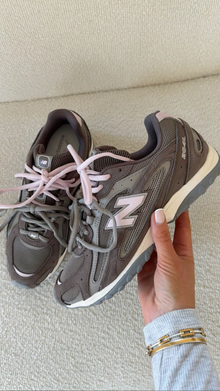 New balance 204L Pink ( dar kalıp )