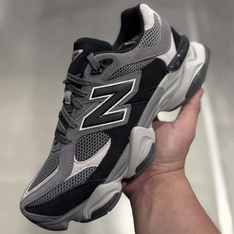 New Balance 9060 Black Cast