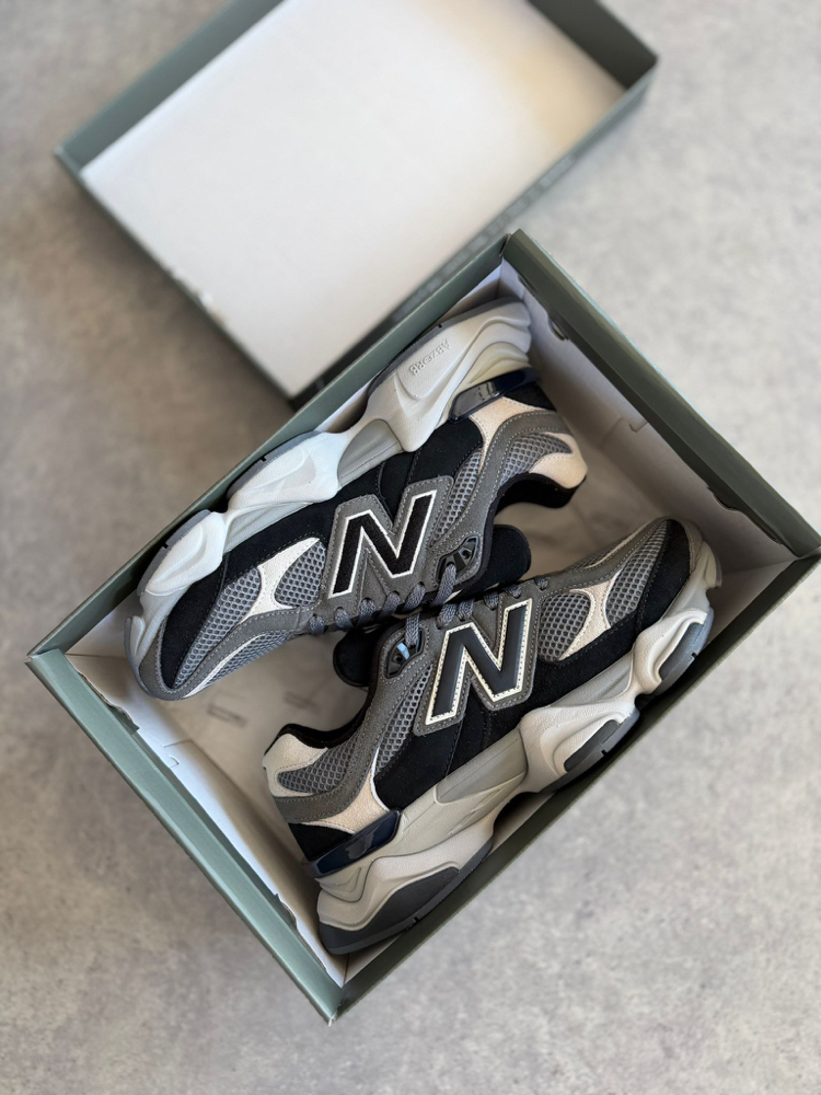 New Balance 9060 Black Cast
