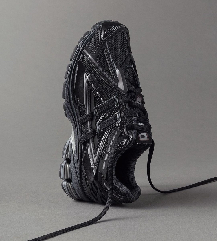 New balance 1906’A Black ( dar kalıp )