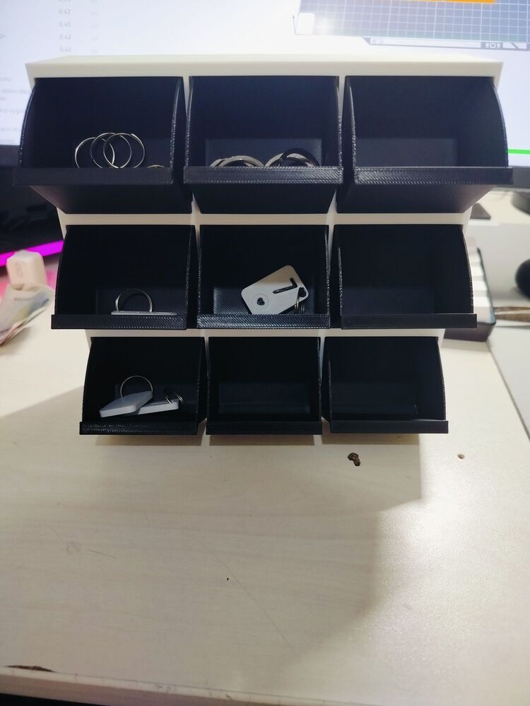 9 bölmeli duvara sabitlenebilir organizer