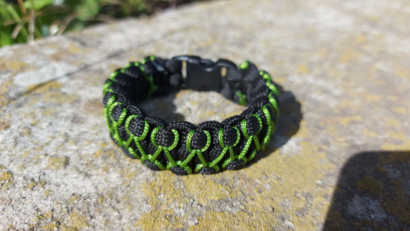 Siyah & Yeşil Zincir Paracord Bileklik