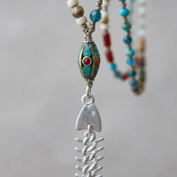 İskelet balık uçlu kolye 