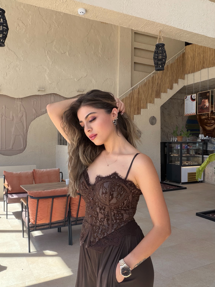 Kahve dantel güpürlü korse 