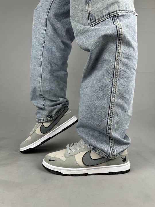 Nike Dunk Venom Grey