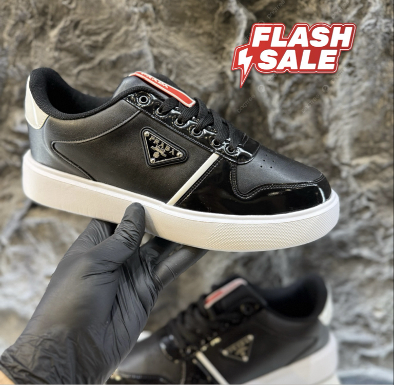 FLAŞ İNDİRİM-PRADA Casual Black and White