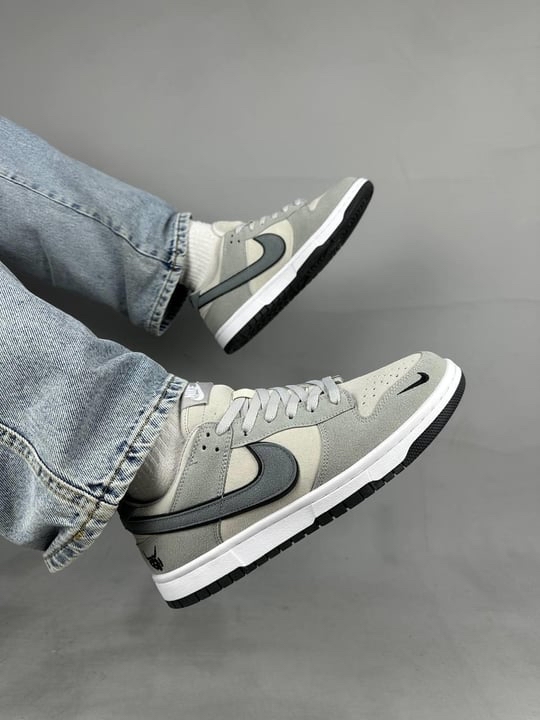 Nike Dunk Venom Grey