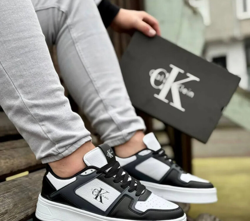 FLAŞ İNDİRİM-Calvin Klein Deri Siyah 