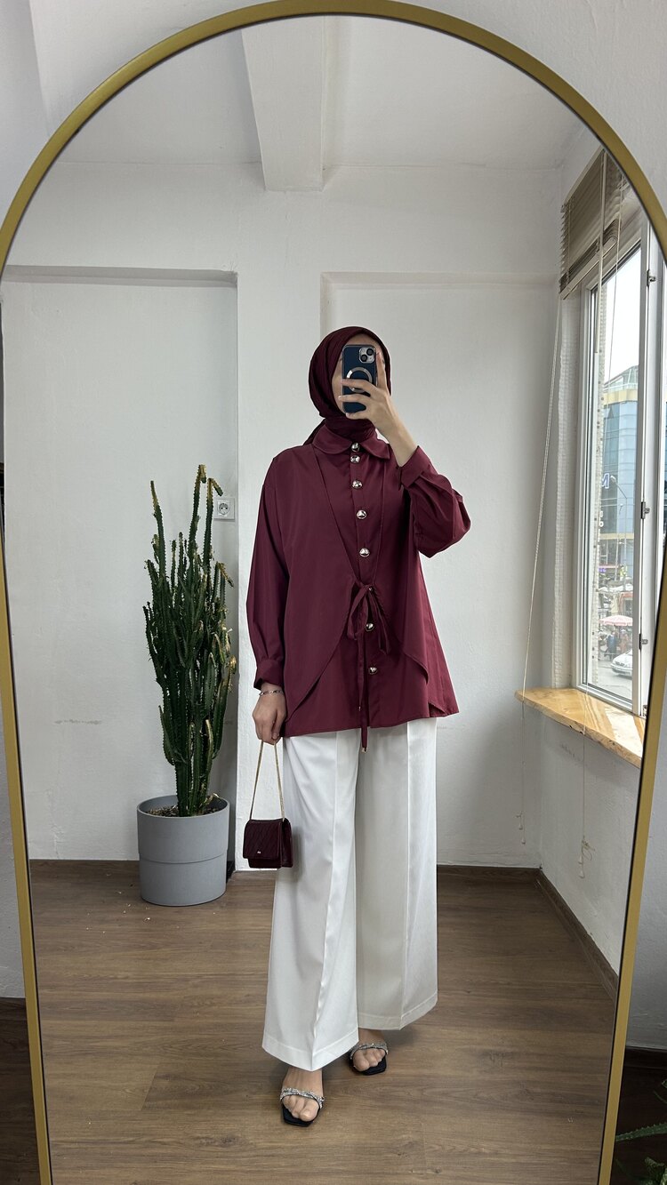 Bordo bağlamalı gömlek
