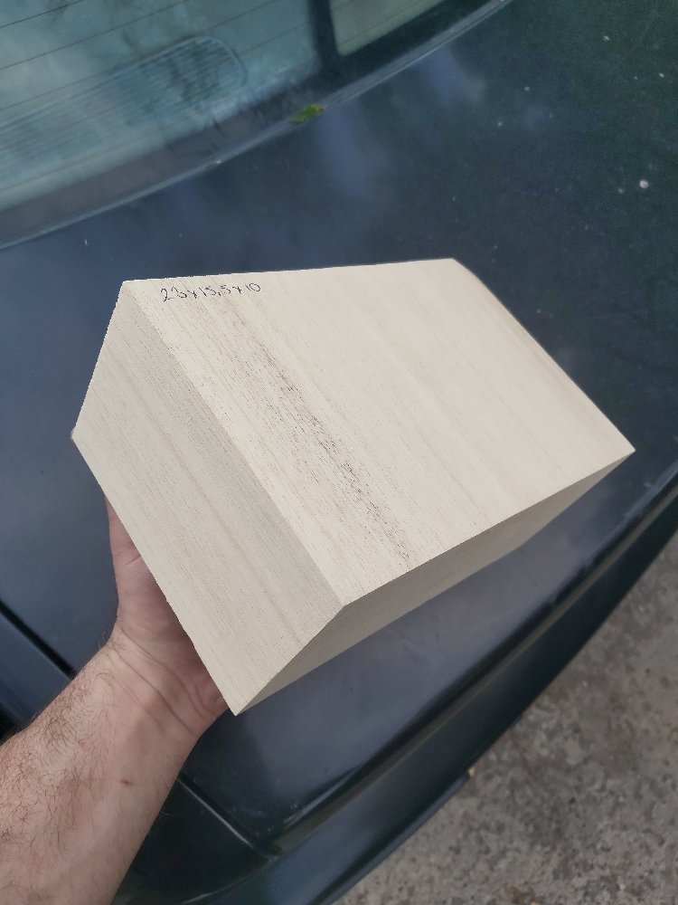 Ayous ağacı - 10 x 15.5 x 23 