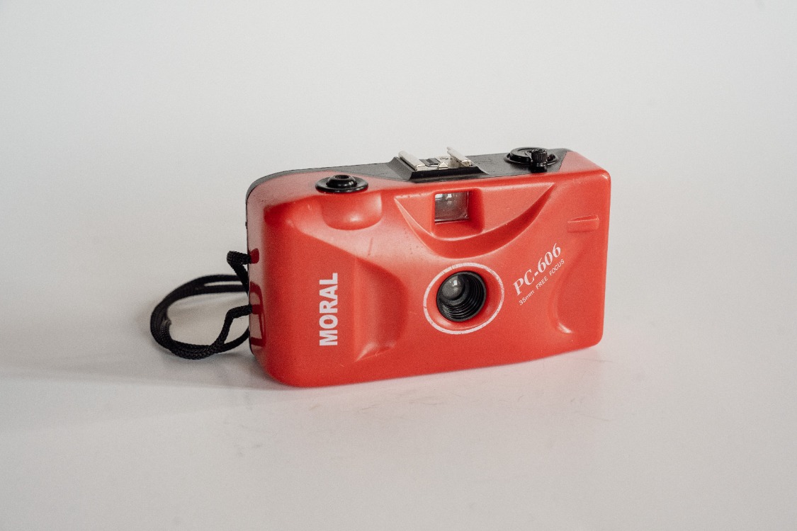 Moral PC-606 Analog Fotoğraf Makinesi