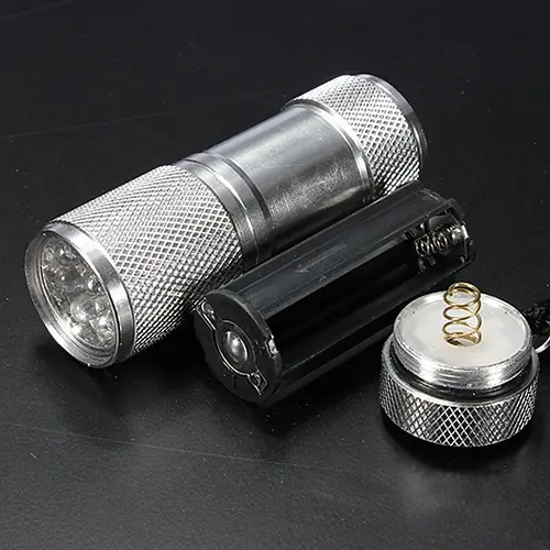 Mini El Feneri 9 LED Alüminyum Cep El Feneri, Acil Durumlar İçin Kordonlu
