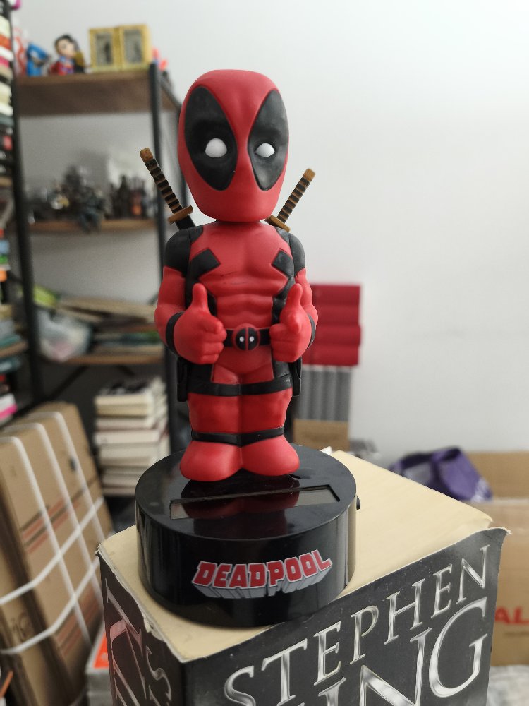 Marvel Deadpool Figürü 