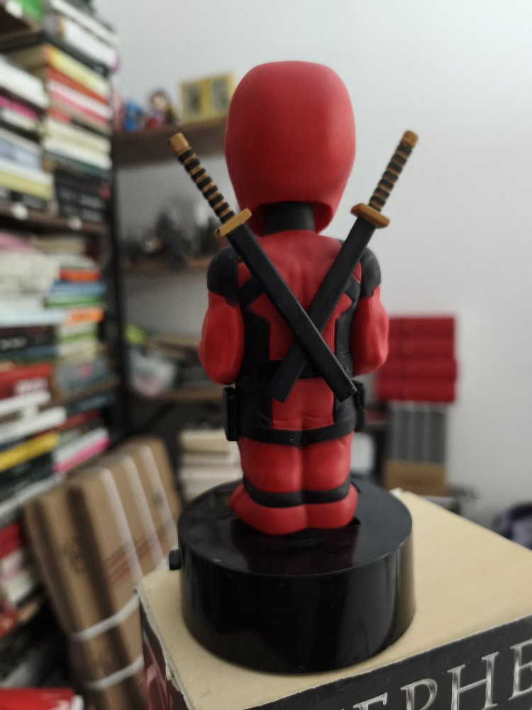 Marvel Deadpool Figürü 