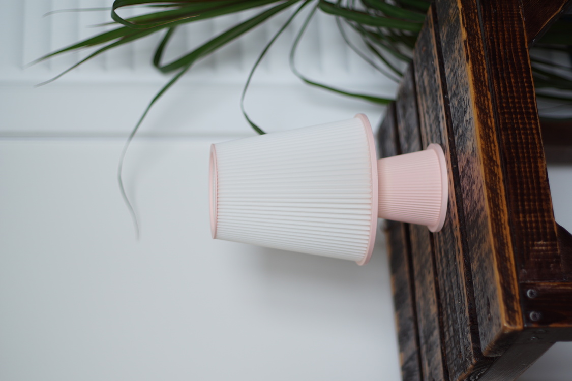 KushKafa Ola Bebe Pembe Masa Lambası – Minimal Dekoratif Çocuk Odası Aydınlatması