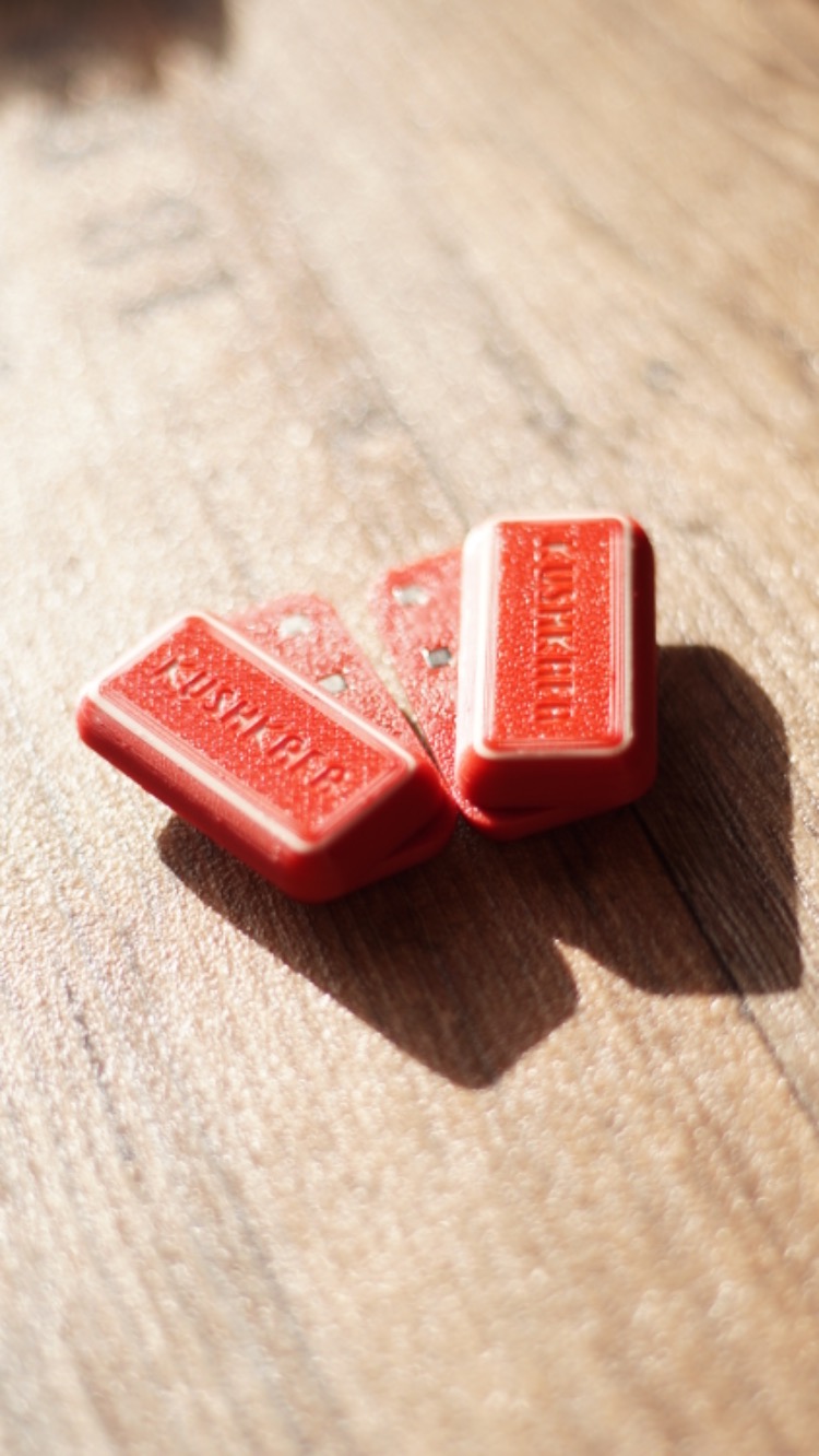 KushKafa Çıt Çıt Red Velvet 2'Li Paket ( Mıknatıslı Stres Oyuncağı - Fidget Toy )