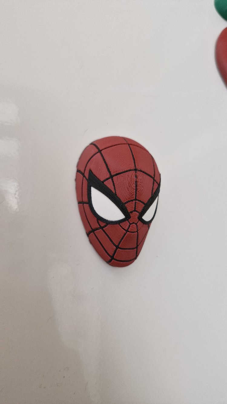 Spiderman Magnet