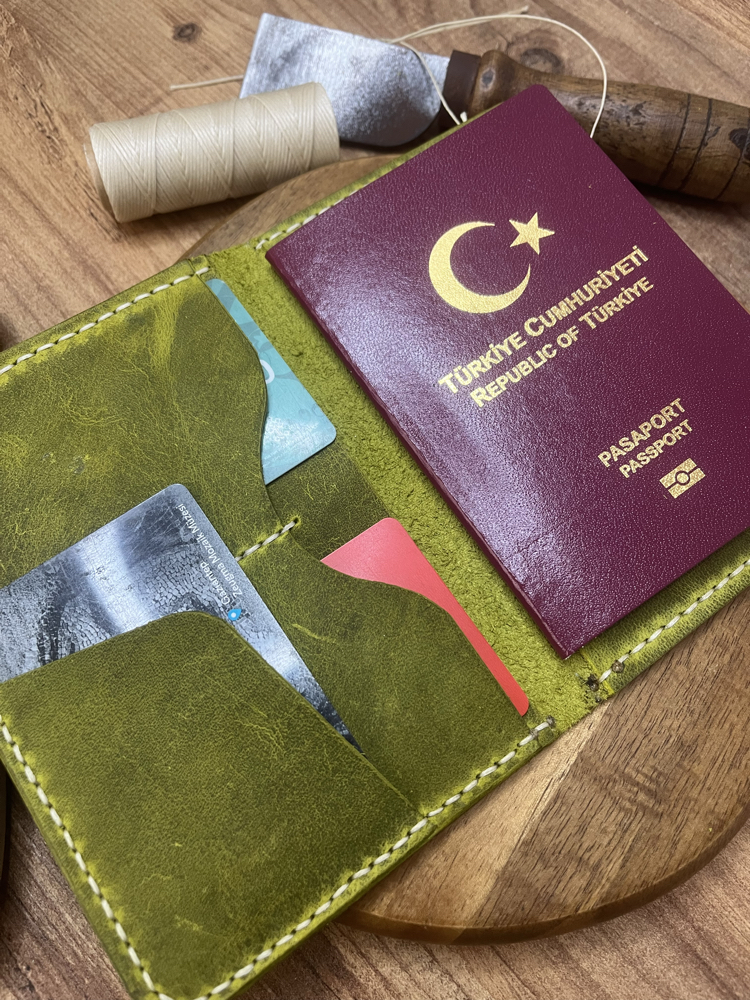 Limon Yeşili El Yapımı Pasaport Kılıfi