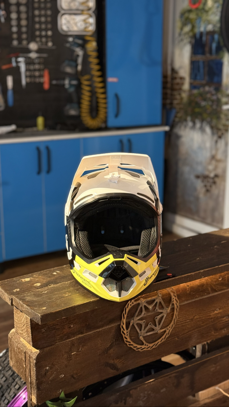 HUSQVARNA KASK ORJİNAL
