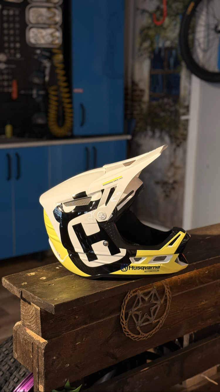 HUSQVARNA KASK ORJİNAL