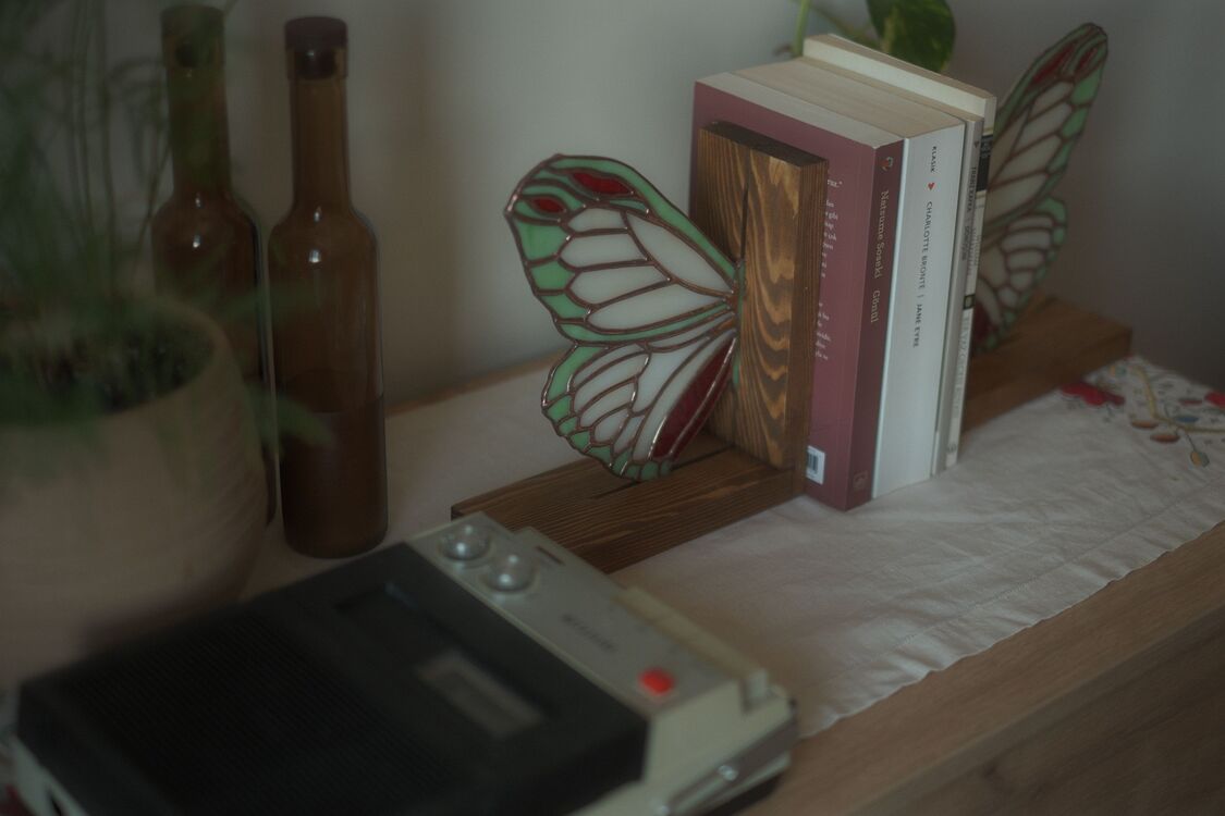 Kitap Destekleyici (Tek Kanat)