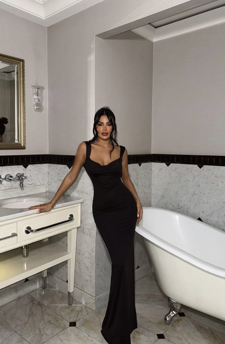 Siyah liliana arkası fiyonk detay uzun elbise