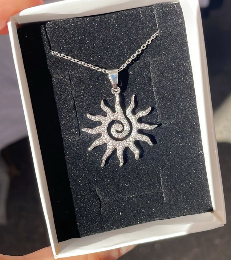Taşlı Antik Güneş Kolye