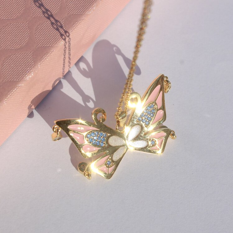 Bloom Enchantix Kanatları Kolye
