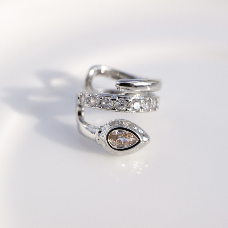 Serpens Earcuff