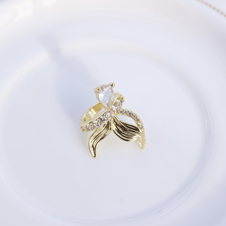 Pisces Earcuff Küpe