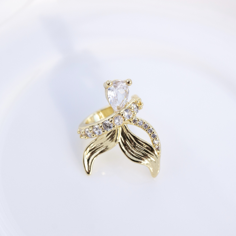 Pisces Earcuff Küpe