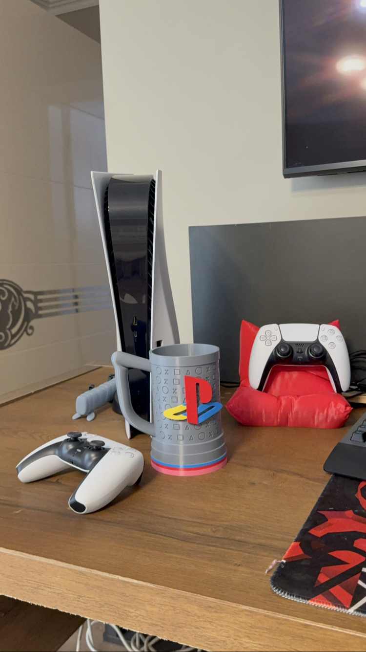 Playstation 30.yıla özel seri bardaklık