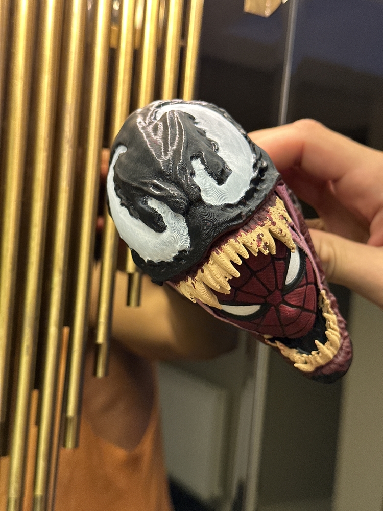 Venom vs Spider-Man 3D Büst | El Yapımı Koleksiyon Figürü
