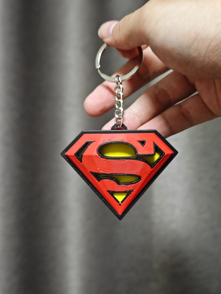♂️ Superman Keychain