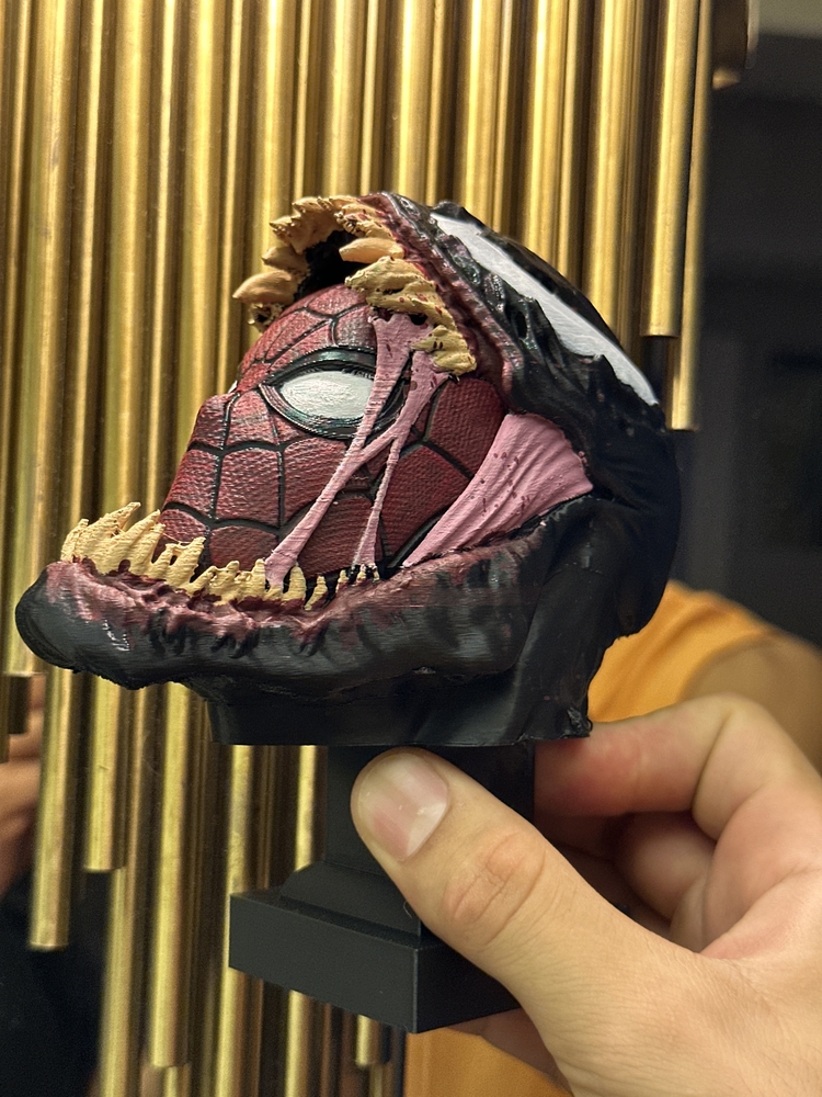 Venom vs Spider-Man 3D Büst | El Yapımı Koleksiyon Figürü