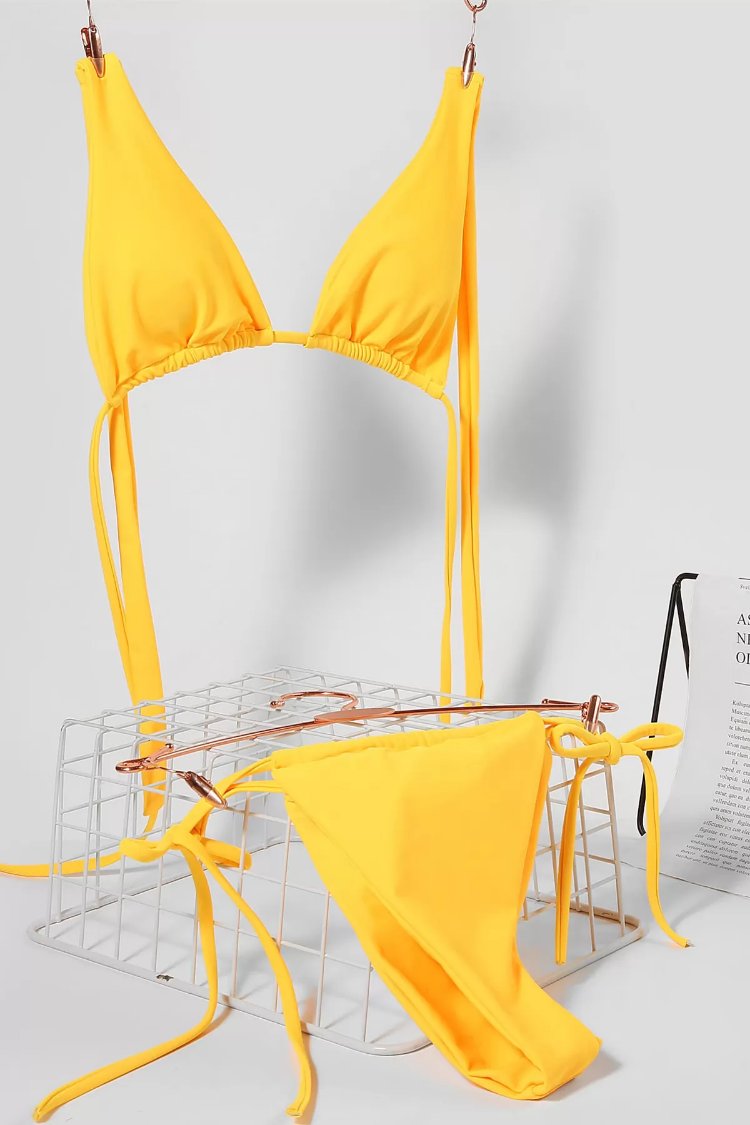 Sarı Yandan Bağlamalı Tangalı Üçgen Bikini Mayo Takımı