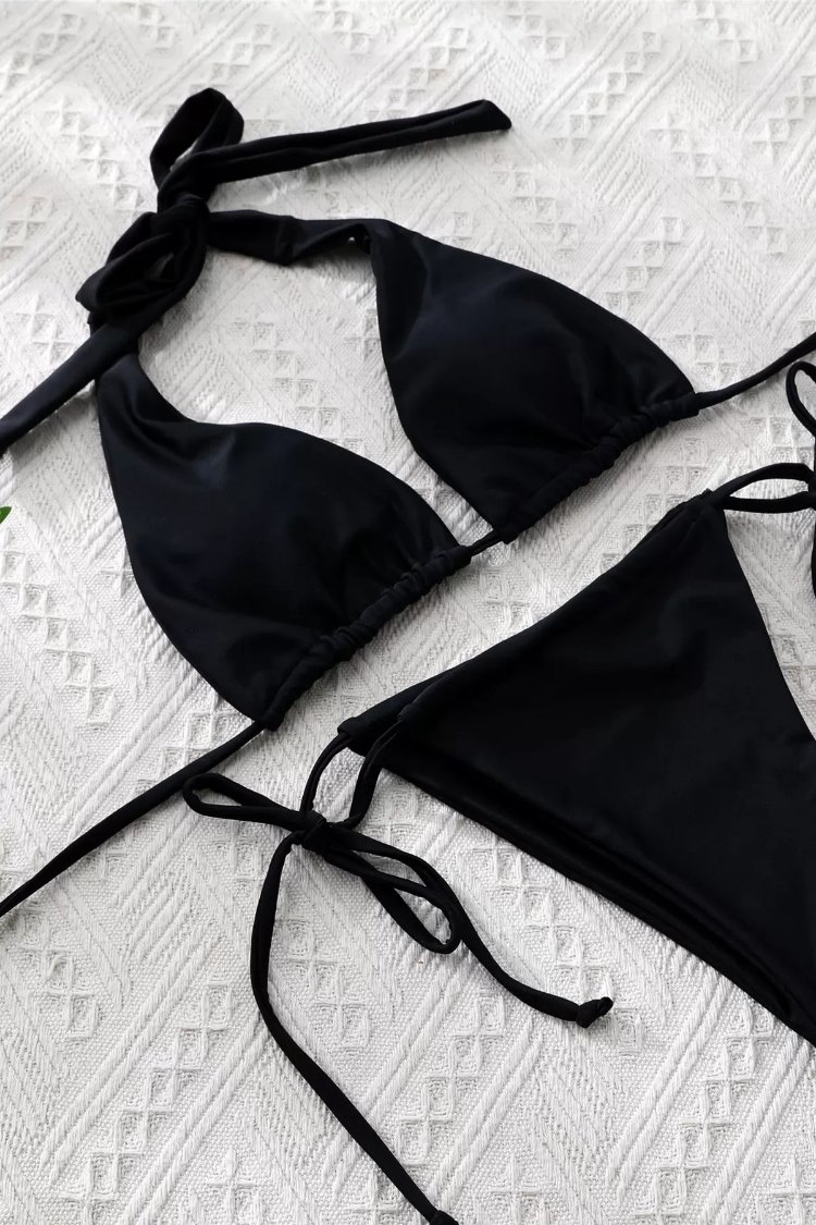 Siyah Yandan Bağlamalı Tangalı Üçgen Bikini Mayo Takımı