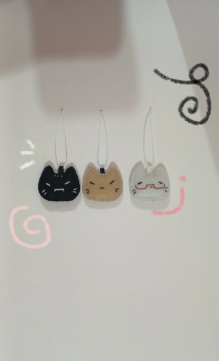 mini kedi charm