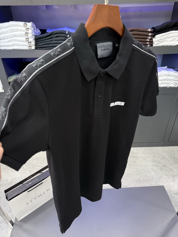 Guess Omuz Baskılı Premium Polo Yaka Siyah