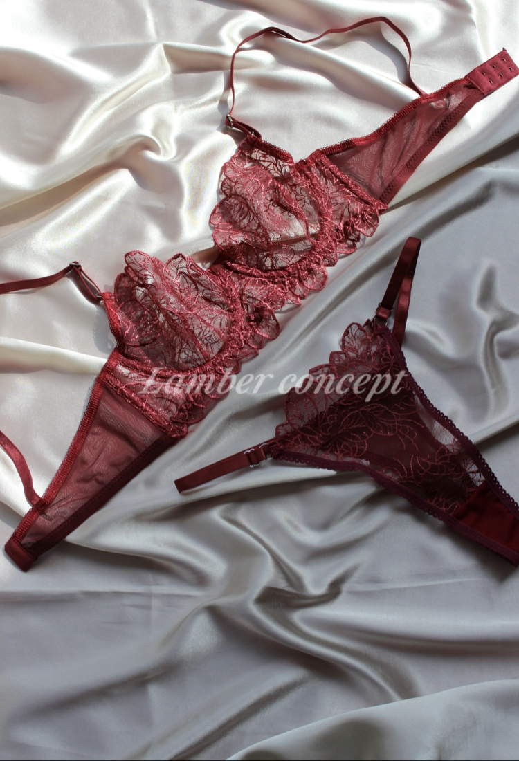 Lady Rose Bra Set