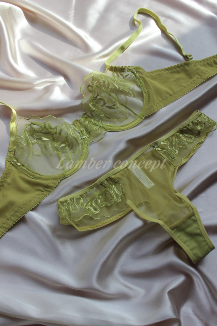 Grenny Plum Bra Set