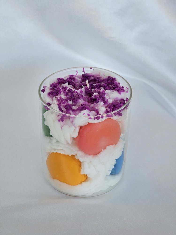 Renkli Makaronlu Kremalı Mum