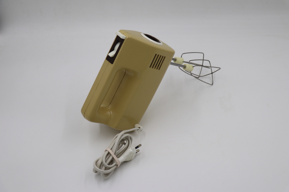 AKA Electric, Handmixer CB 301