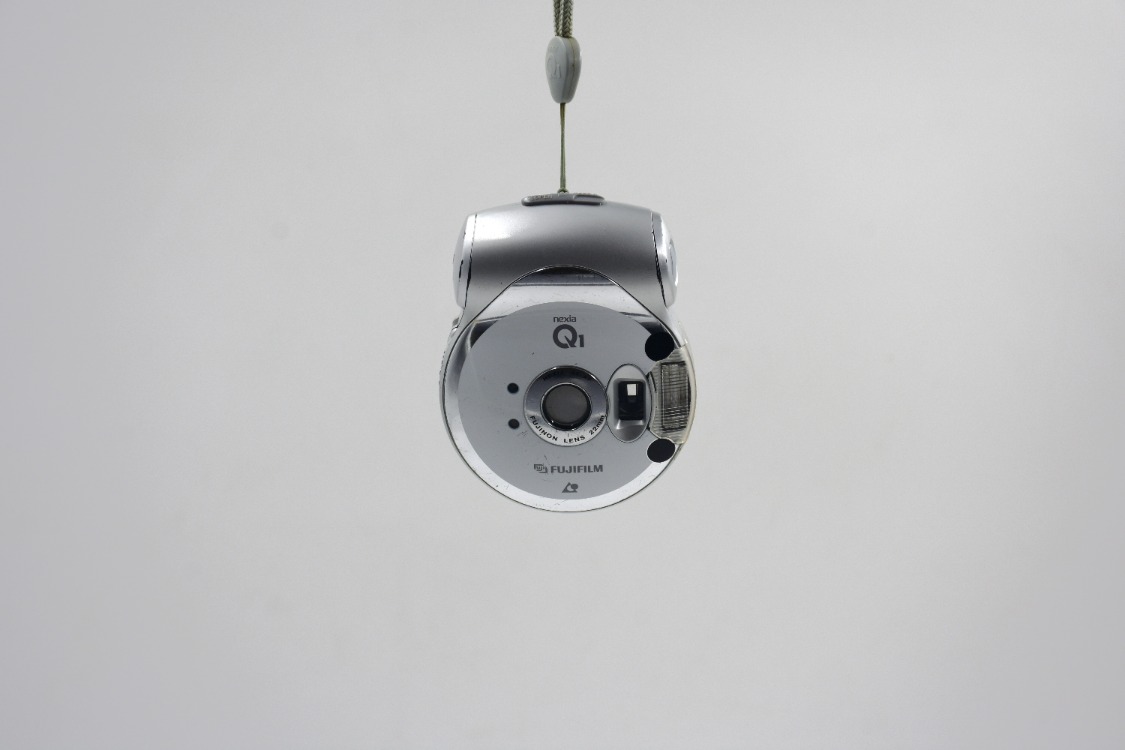 FUJIFILM nexia Q1 Analog Fotoğraf Makinesi