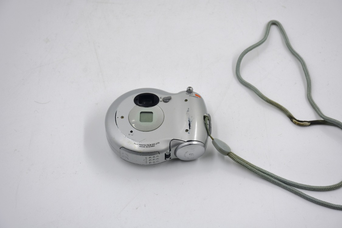 FUJIFILM nexia Q1 Analog Fotoğraf Makinesi