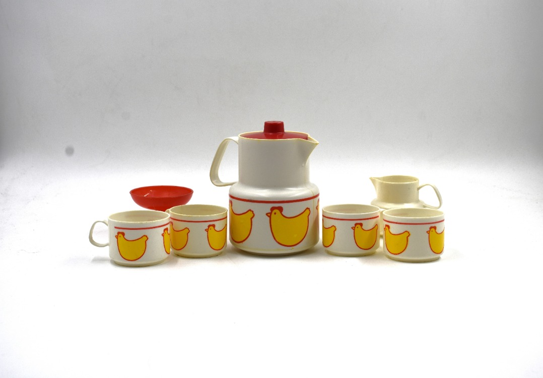 Vintage Oyuncak Plastik Çay Seti