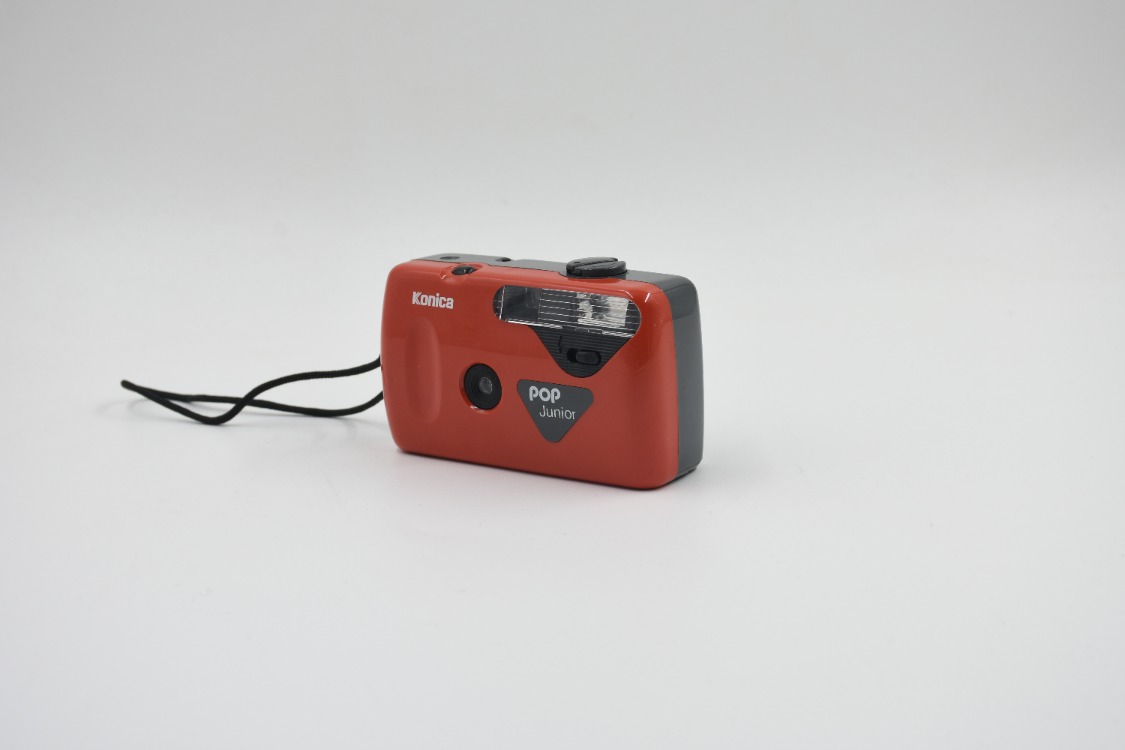 Konica Pop Junior 35 mm Analog Fotoğraf Makinesi
