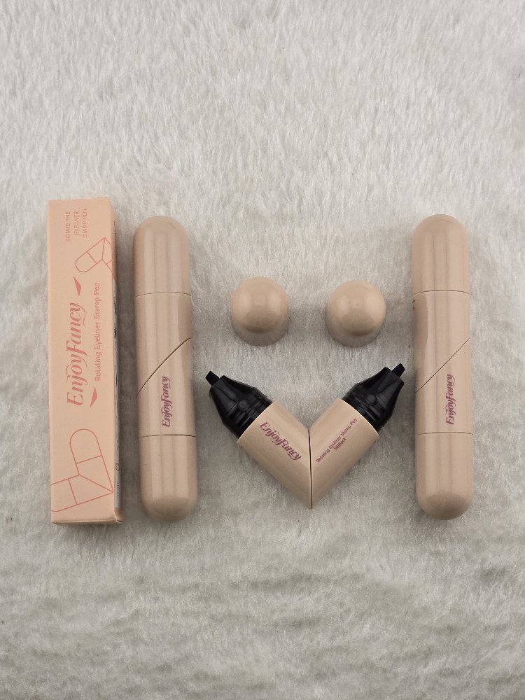 İthal Kaliteli Çift Taraflı Likit Eyeliner
