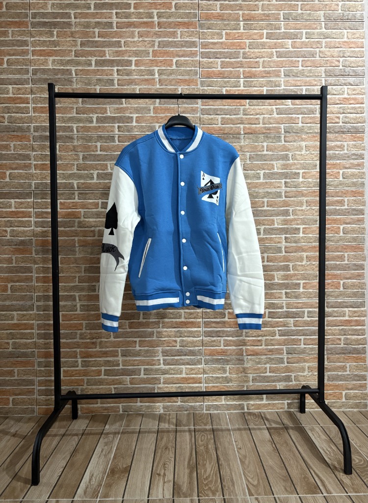 Mavi-Beyaz Kolej Ceketi – Unisex “Make Your Own Luck” Tasarım